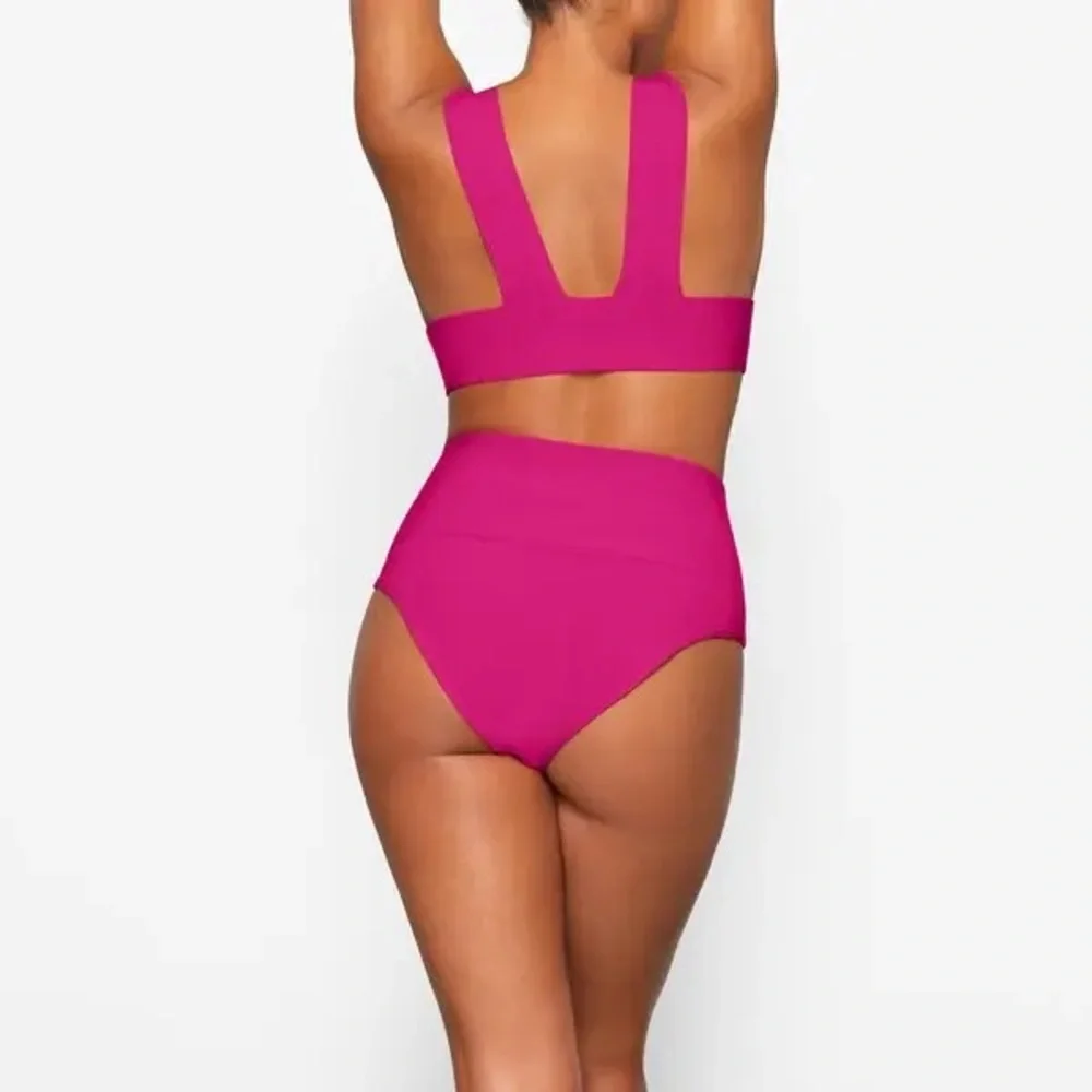 SKIMS•high waist knit magenta bikini bottom XS NWT
